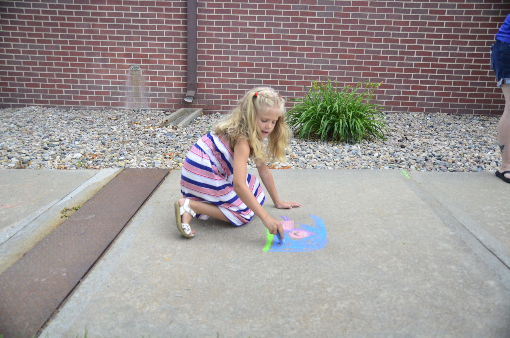 7-6-19 Sidewalk Chalk Contest (20).JPG
